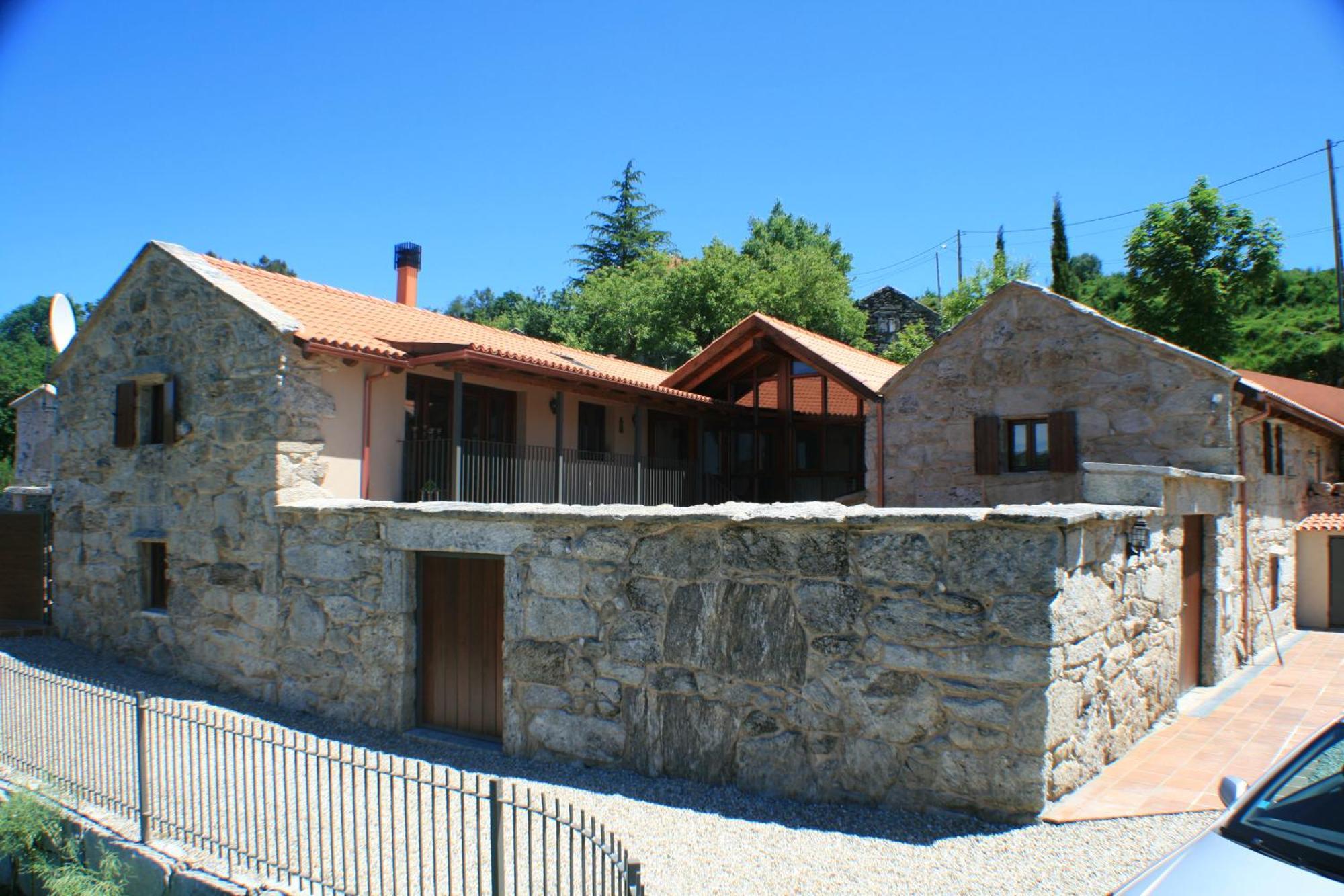 Casa Del Ingles - Luxury Private Villa & Pool In Rural Valley Pontevedra Exterior photo